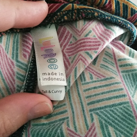 Lularoe TC leggings - Picture 3 of 3